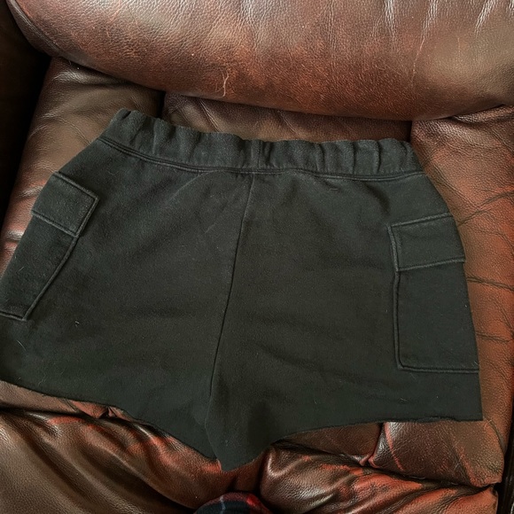 Pink victoria secret shorts - Picture 2 of 2